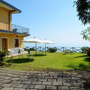 Gasthuis L'infinito - & Breakfast SantʼAlfio