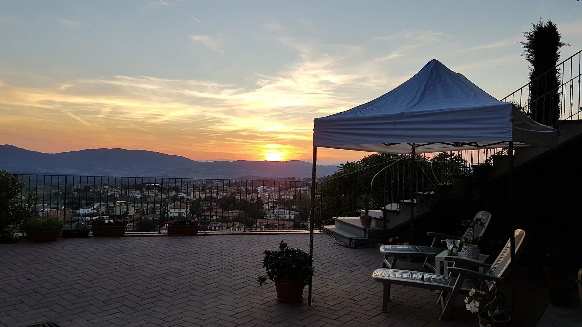 Villa Lucrezia Reggello 3*,  Italia